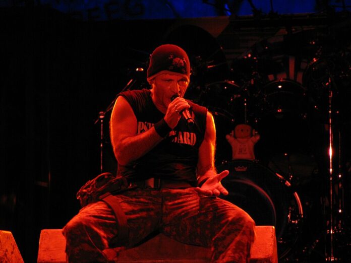 Adrian Smith of Iron Maiden: Young Bands Rarely