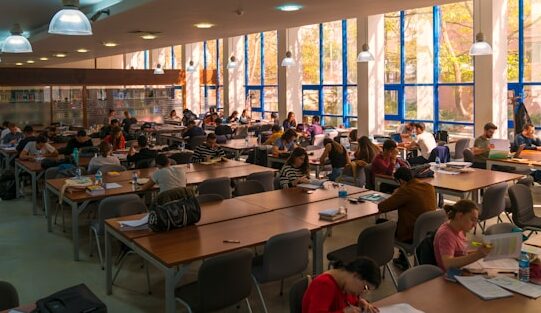 Government to Pilot Digital GCSE Results for 95,000 Students