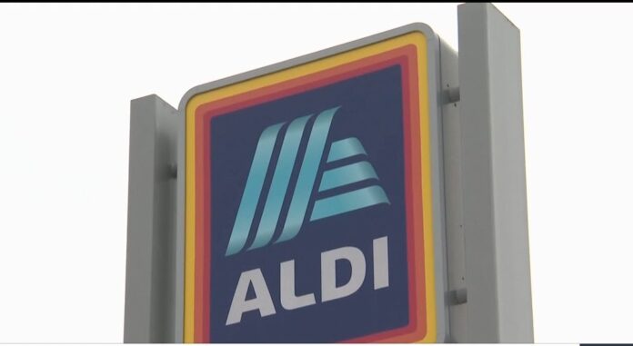 Oreo Maker Sues Aldi Over Lookalike Packaging in US Legal Battle