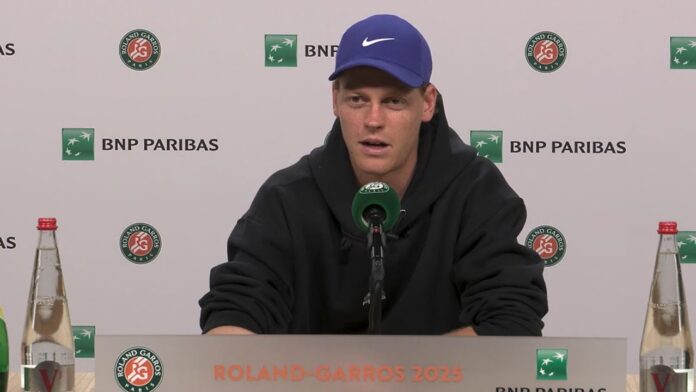 Jannik Sinner Praises Lois Boisson’s Historic Roland Garros
