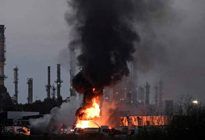 Iranian Missile Strike Shuts Down Haifa Oil Refinery, Kills Three