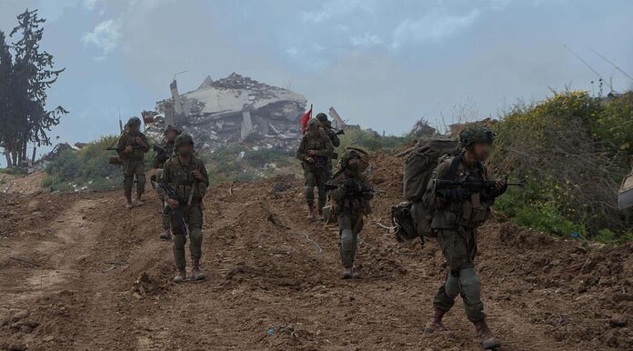 Five IDF Soldiers Killed, 12 Wounded in Gaza Ambush