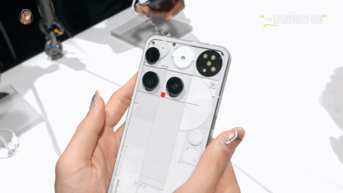 Nothing Phone (3) Outsmarts iPhone 16 and Galaxy S25